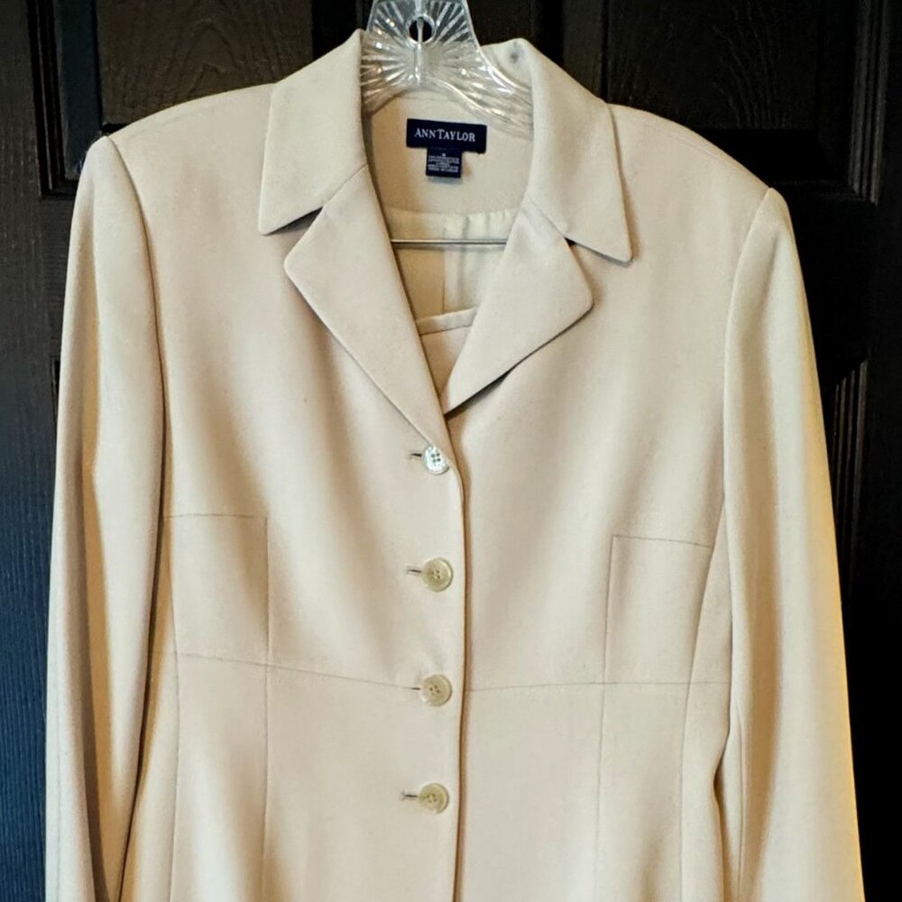 Ann Taylor 2-piece cream colored suit